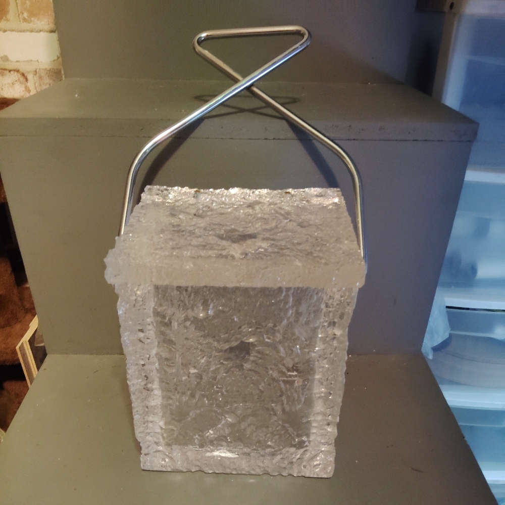 Vintage Wilardy ice bucket